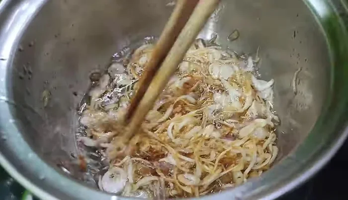 Fry onions until golden yellow; avoid overcooking to prevent burning. [138.92]