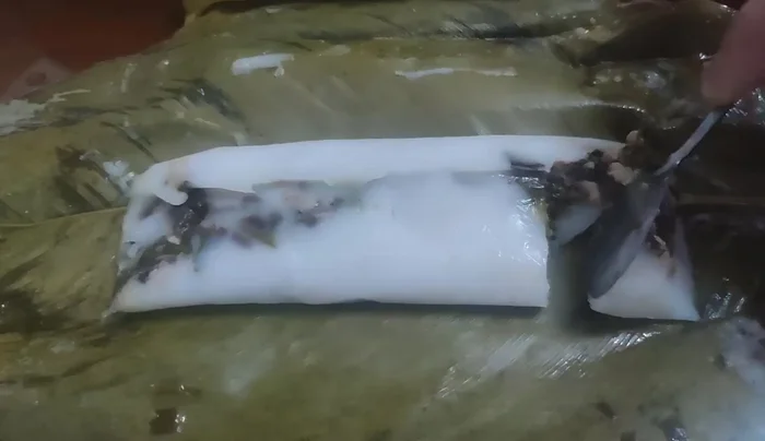 Steam the wrapped Banh Te for about 30 minutes.