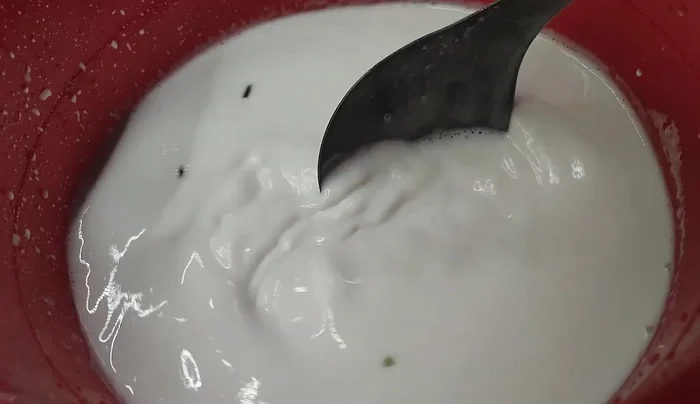 Soak Khang Dan rice in water for 6 hours (or half a day).