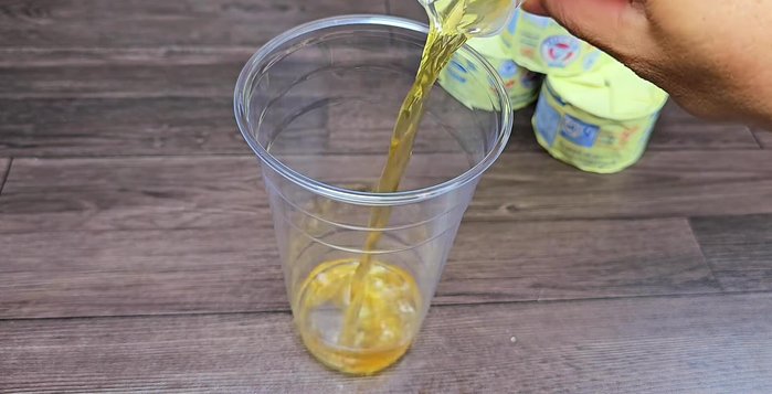 In a 600ml cup, combine: 20ml of cream, 20ml of tea juice, and 40ml of sugar water. (118.56)