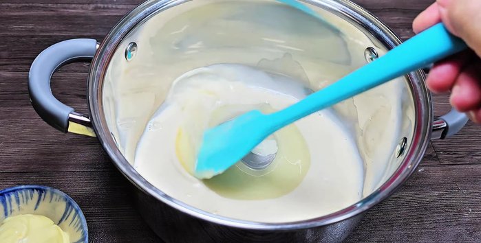 Make the cream: Combine fresh milk, condensed milk, cream, and whipped cream. Sieve for a smoother consistency.