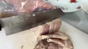 Vietnamese Boiled Pork with Vermicelli & Fresh Herbs: A Rustic Recipe