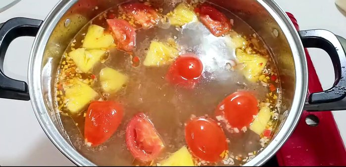 Add pork seasoning powder, sugar, MSG, and salt; adjust to taste.