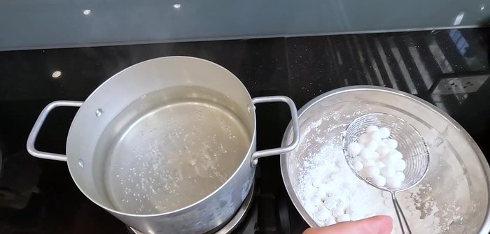 Boil the tapioca pearls in a pot of boiling water for 10 minutes until they float. Reduce heat to low, cover slightly, and simmer for 45 minutes.