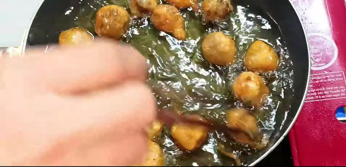 Stir the mushrooms occasionally, allowing them to crisp before removing and draining on a basket.