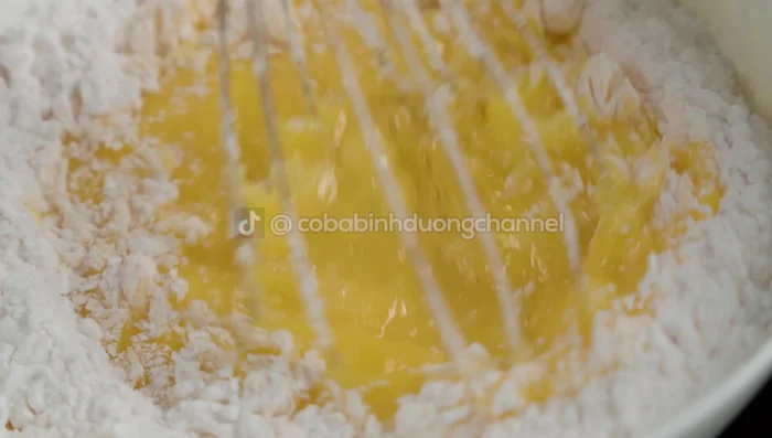 Add tapioca starch, flour, and vanilla sugar. Stir until fully combined.