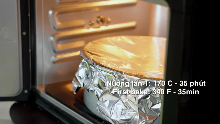 Bake in the preheated air fryer at 170°C (340°F) for 35 minutes. Remove the foil and bake at 165°C (330°F) for another 15 minutes. Turn off the heat and let the cake rest in the oven for 10 minutes.