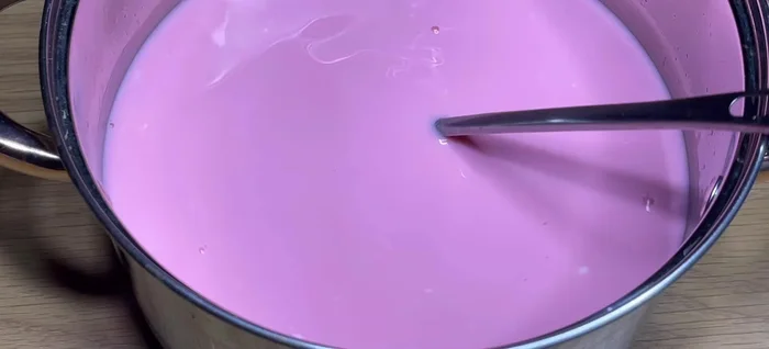 Pour mixture into jars or bags. (184.04)