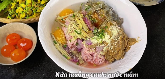 Season the mixture with seasoning powder, fish sauce, rock sugar, MSG (optional), fried onions, and pepper. Adjust seasoning according to your preference and the saltiness of the fish sauce.