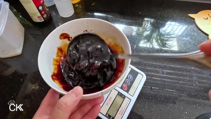 Blanch chicken bones in boiling water for 5 minutes. Wash again.