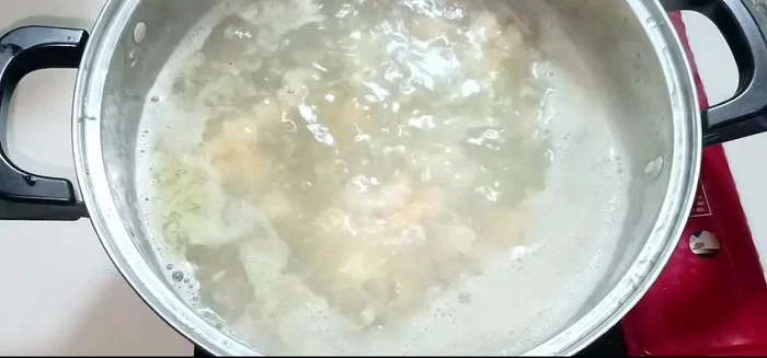 Add the squash. Skim off any foam that rises to the surface.