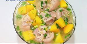 Delicious Braised Pork Leg Soup with Papaya Recipe