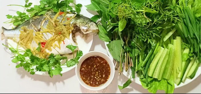 Serve with rice paper and fresh herbs.