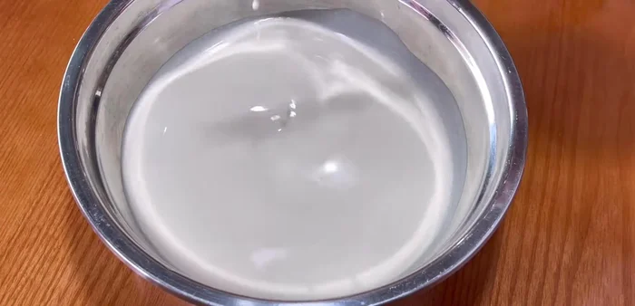 Second Fermentation: Cover the batter and let it ferment for 45 minutes to 1 hour, until tiny bubbles appear evenly on the surface.