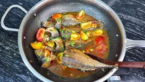 Delicious Braised Mackerel with Eggplant: Quick & Easy Recipe