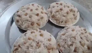 Vietnamese Coconut Sticky Rice with Peanuts: A Step-by-Step Guide