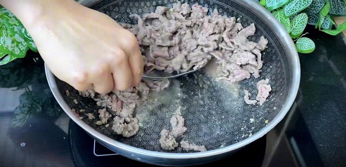 Remove the beef and set aside. Add a little water to the remaining beef sauce.
