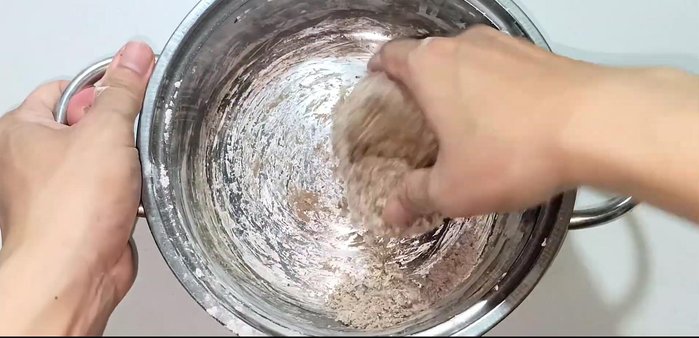 Knead the dough until smooth and supple, adding more dry tapioca starch if needed to prevent stickiness.