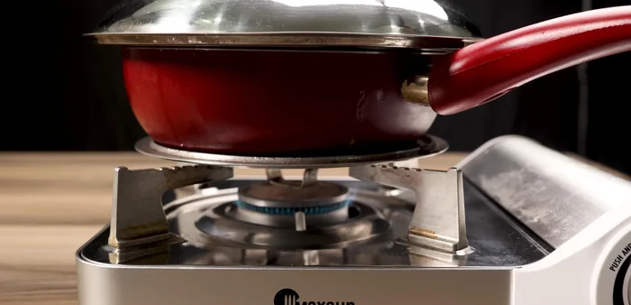 Cover the pan and bake for 45 minutes over low heat. If the lid isn't airtight, cover it with foil.
