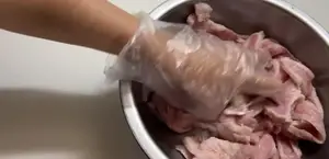 Quick & Easy Kimchi Recipe: Pan-Fried Pork & Kimchi with Oysters