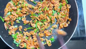 Shrimp Sour Soup & Stir-fried Shrimp: A Vietnamese Delight