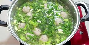 Refreshing Green Cabbage & Sliced Catfish Soup Recipe