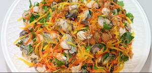 Sweet and Sour Oyster Salad: A Delicious Vietnamese Snack