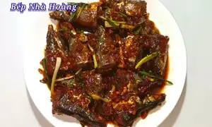 Mackerel Braised in Coconut Water: A Delicious Vietnamese Recipe