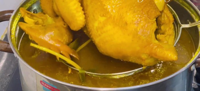 Remove the chicken and let it cool in a cool, airy place. For best color, vacuum seal and refrigerate immediately after cooling.