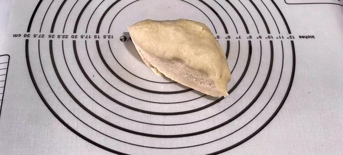 Divide the dough in half. Roll out thinly (about 3mm thick). Use a plastic lid or bowl to cut out circles. If necessary, re-roll any leftover dough.
