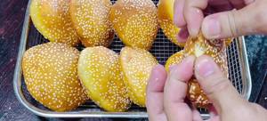 Fluffy & Soft Fried Bread Recipe (Ban Tieu): Easy Success!