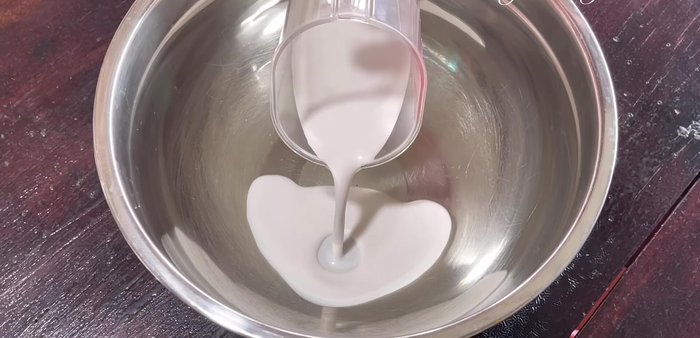 Mix flour, coconut milk, and sugar until sugar dissolves completely. (Stir until smooth)