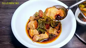 Roasted Pork with Pickled Cabbage: A Delicious Family Meal