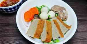 Nha Trang Fish Cake Noodle Soup: A Sweet, Fragrant Recipe