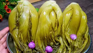Crispy Golden Pickled Cabbage (No Sun Drying)