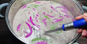 Black Bean Sweet Soup with Colorful Tapioca Pearls | Tu Le Mien Tay