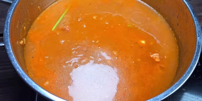 Add liquid and simmer: Add 1.5 liters of fresh coconut water, 500 ml of filtered water, and remaining salt. Bring to a boil, then reduce heat and simmer until beef is tender (about 35 minutes). Skim off any foam that forms.