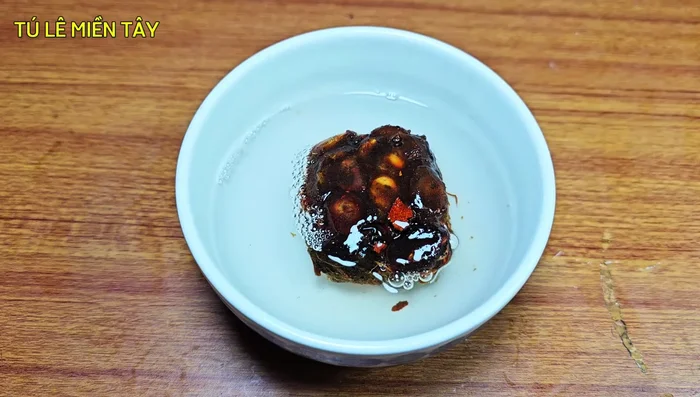 Prepare the tamarind: Boil tamarind in water to extract its sourness. Mash to release more flavor.