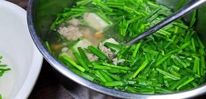 Chives, Soft Tofu & Minced Meat Soup: Easy Family Recipe