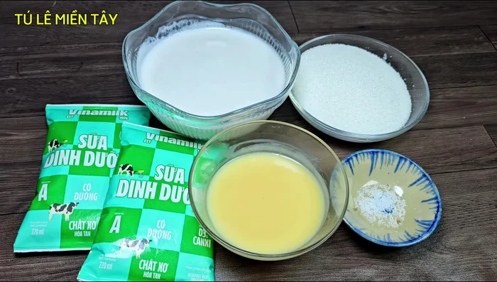 Prepare the coconut milk mixture: Combine fresh coconut milk, condensed milk, dark coconut milk, sugar, and salt.