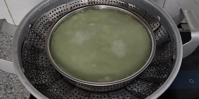 Let the cake cool completely in the mold before removing.