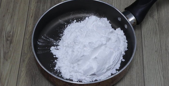 In a separate bowl, combine tapioca starch, remaining sugar, salt, and half of the remaining coconut milk, stirring until smooth.