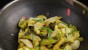 Crispy Pickled Cabbage with Rolled Eggs: Easy & Delicious Vietnamese Dish