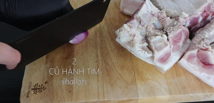 Lightly sauté the shallots.