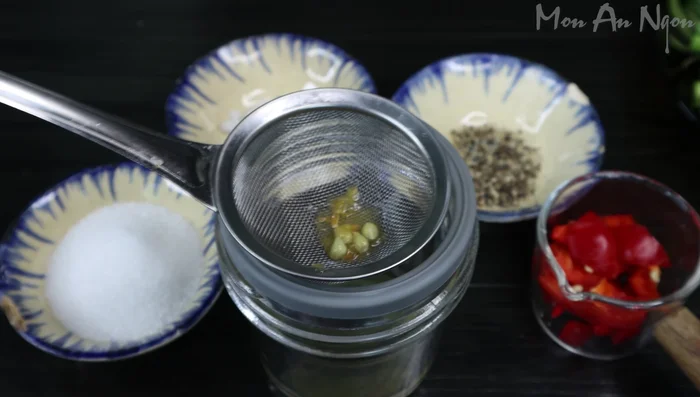 Prepare dipping sauce: Blend taro fruits, sugar, salt, pepper, and chili peppers/bell peppers until smooth.