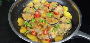 Braised Tuna with Pineapple: A Delicious Vietnamese Recipe