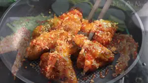 Crispy Fried Chicken Wings with Garlic Chili Sauce Recipe