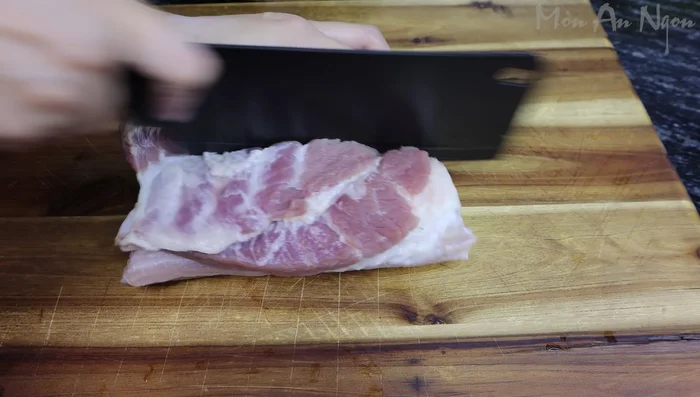 Cut the pork belly into desired sizes (lengthwise, then into 2-3 equal parts).