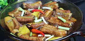 Pineapple Braised Pork Ribs: Nhung's Quick & Fragrant Recipe