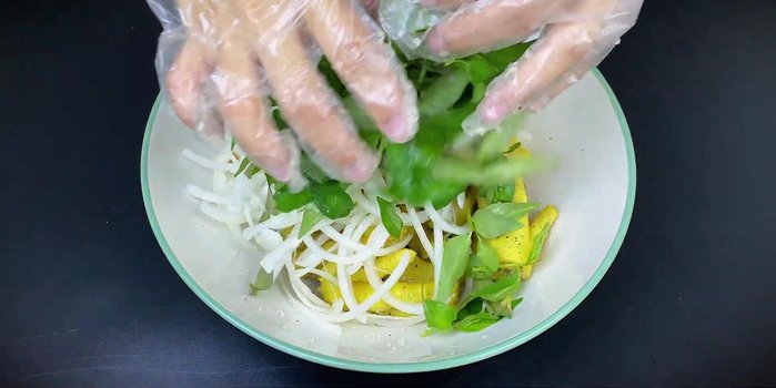 Add soaked onions and Vietnamese coriander.